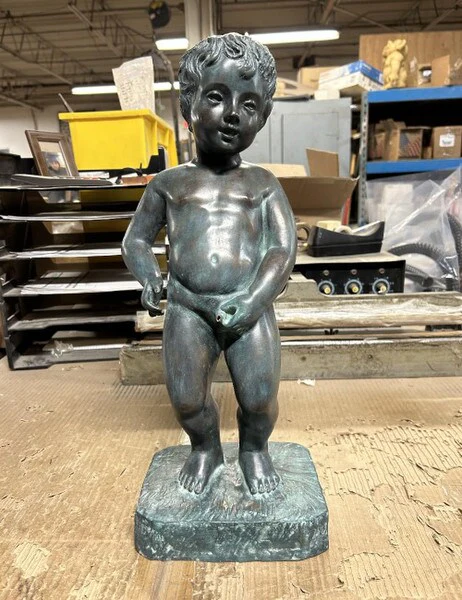 Belgium  Boy Of Brussels 20" Piped Water Feature Statue - Image 2