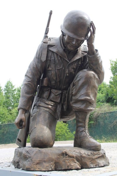 Fallen Soldier War Memorial Life-Size Sculpture Kneeing 48" High - Image 3