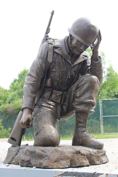 Fallen Soldier War Memorial Life-Size Sculpture Kneeing 48" High - Image 7