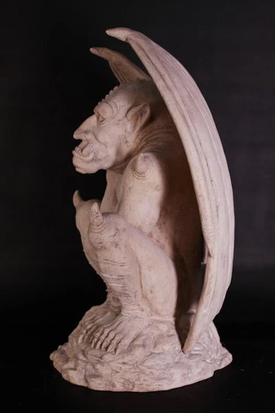 Fierce Gargoyle Guardian Statue - Image 2
