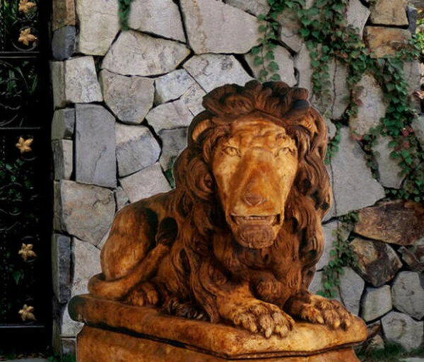 Grand Lion (facing Lion's Right) Garden Statue - Image 2