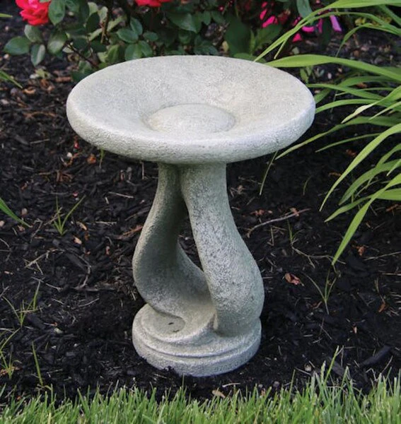Petite One Piece Ribbon Birdbath