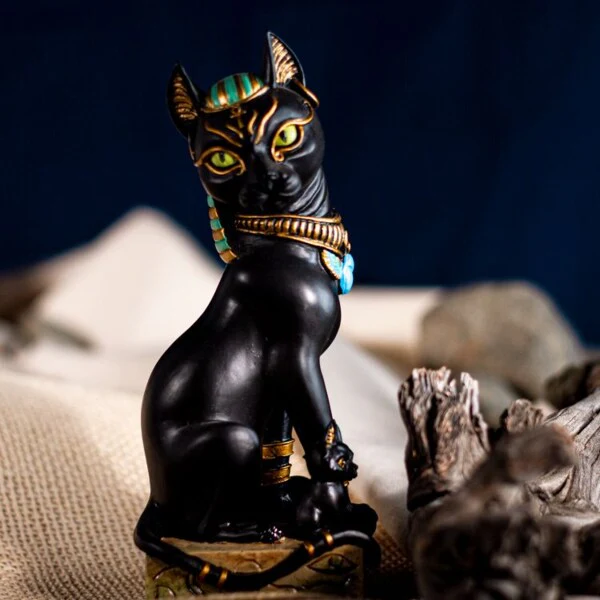 Royal Egyptian Bastet Figurine - Image 4